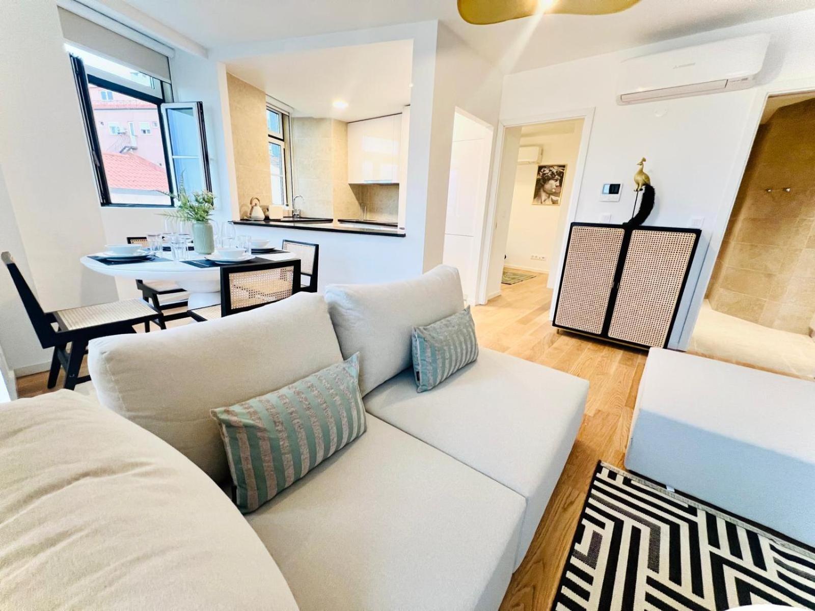 Lisbon Pink House II Beautiful 2 Bedroom Flat In City Center Dış mekan fotoğraf