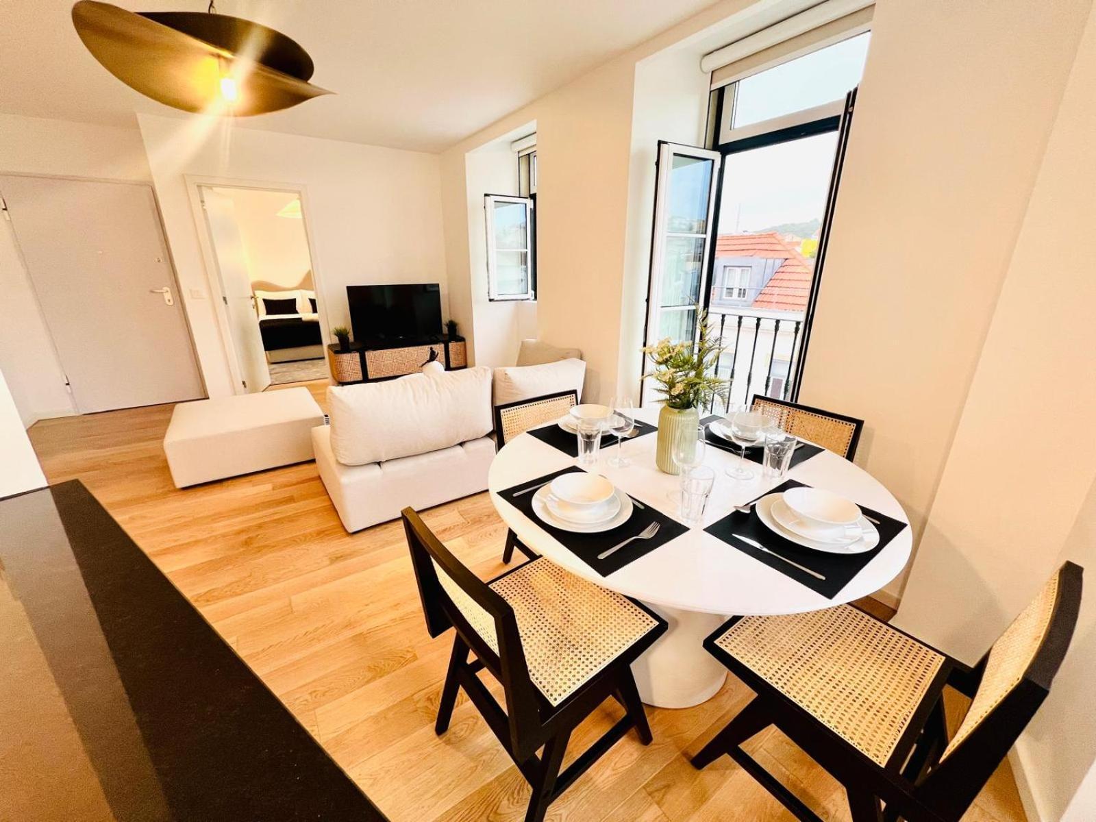 Lisbon Pink House II Beautiful 2 Bedroom Flat In City Center Dış mekan fotoğraf
