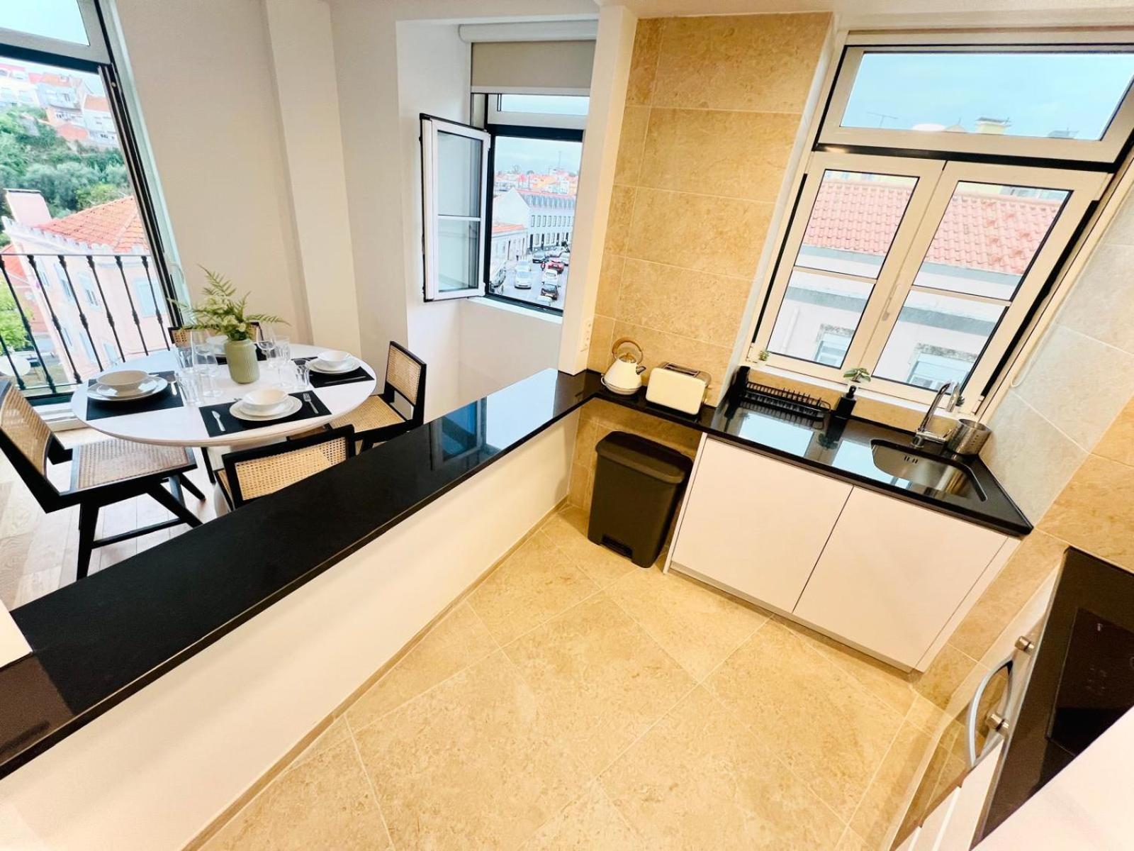 Lisbon Pink House II Beautiful 2 Bedroom Flat In City Center Dış mekan fotoğraf