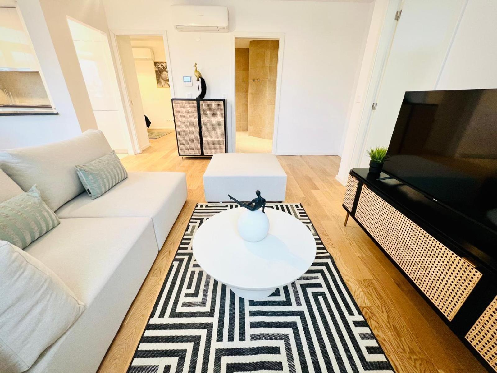 Lisbon Pink House II Beautiful 2 Bedroom Flat In City Center Dış mekan fotoğraf